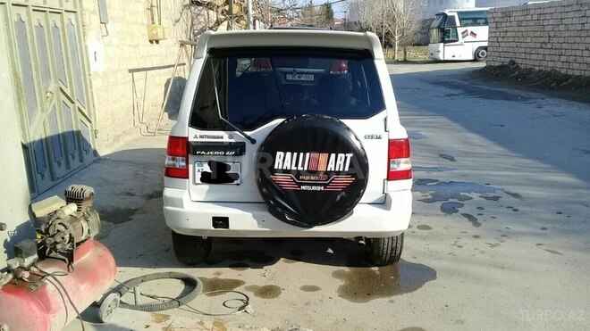Mitsubishi Pajero io 1999, 161,000 km - 1.8 l - Bakı