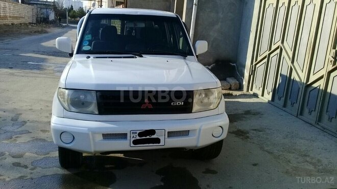 Mitsubishi Pajero io 1999, 161,000 km - 1.8 l - Bakı