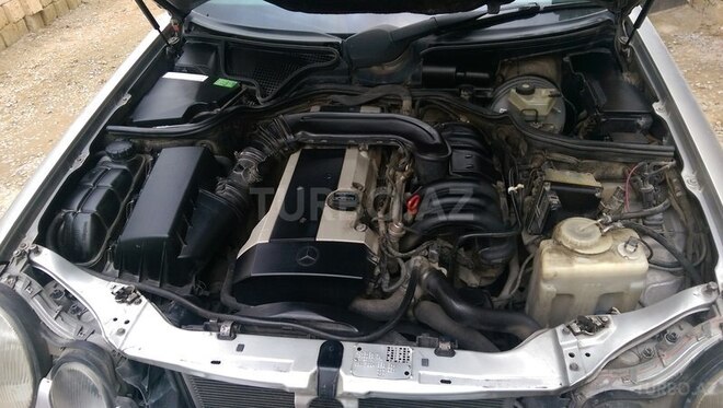 Mercedes E 290 1997, 287,000 km - 2.9 l - Bakı