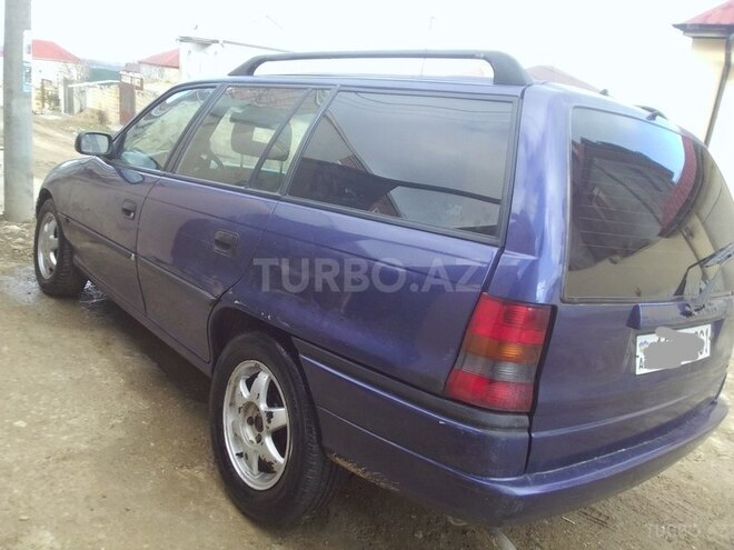 Opel Astra 1996, 330,000 km - 1.6 l - Bakı