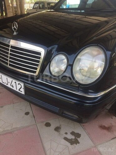 Mercedes E 230 1997, 509,000 km - 2.3 l - İmişli