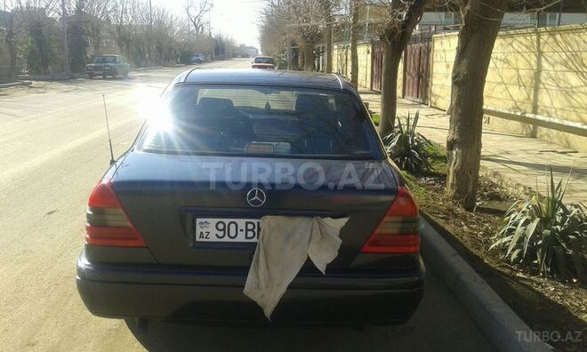 Mercedes C 180 1996, 258,000 km - 1.8 л - Biləsuvar