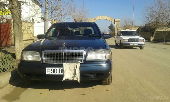Mercedes C 180 1996, 258,000 km - 1.8 л - Biləsuvar