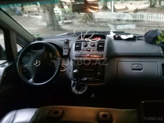 Mercedes Vito 111 2006, 435,000 km - 2.2 л - Bakı