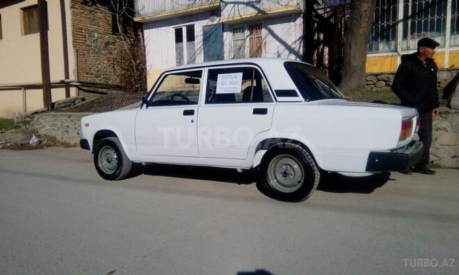LADA (VAZ) 2107 2007, 60,600 km - 1.6 l - Şəki