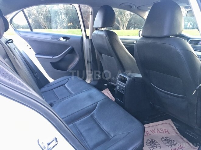 Volkswagen Jetta 2011, 115,000 km - 2.5 л - Bakı