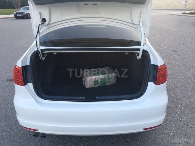 Volkswagen Jetta 2011, 115,000 km - 2.5 л - Bakı