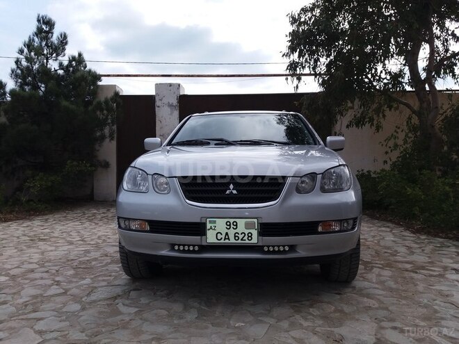 Mitsubishi Airtrek 2001, 215,000 km - 2.4 л - Bakı