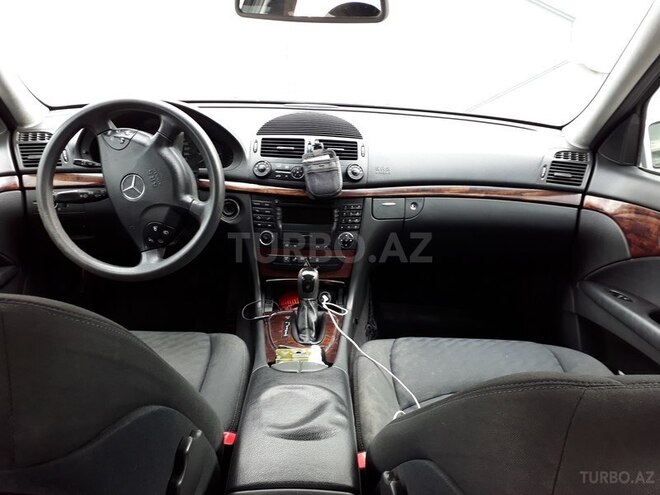 Mercedes E 220 2002, 363,588 km - 2.2 l - Bakı