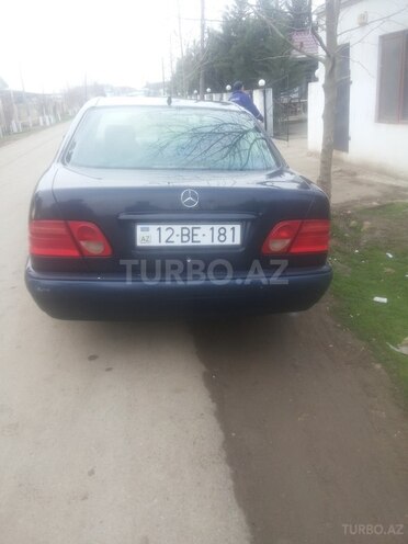 Mercedes E 280 1999, 231,000 km - 2.8 l - Biləsuvar