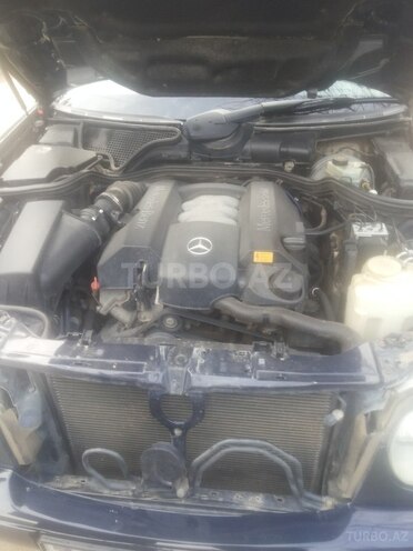 Mercedes E 280 1999, 231,000 km - 2.8 l - Biləsuvar