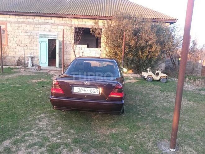 Mercedes C 280 1996, 320,000 km - 2.8 l - Bakı
