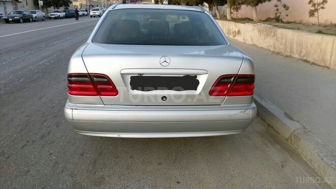 Mercedes E 220 1999, 380,000 km - 2.2 l - Bakı