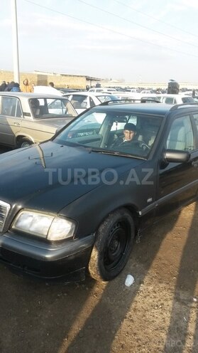 Mercedes C 220 1999, 394,424 km - 2.2 l - Masallı
