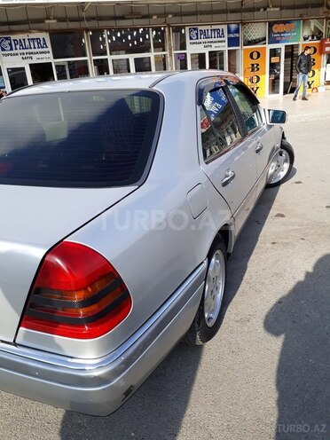 Mercedes C 220 1996, 352,000 km - 2.2 l - Bakı