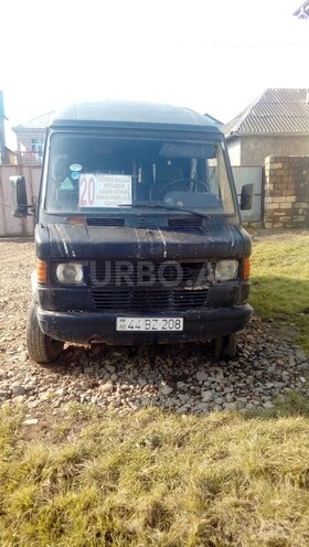 Mercedes 208 D 1993, 50,000 km - 0.2 l - Masallı