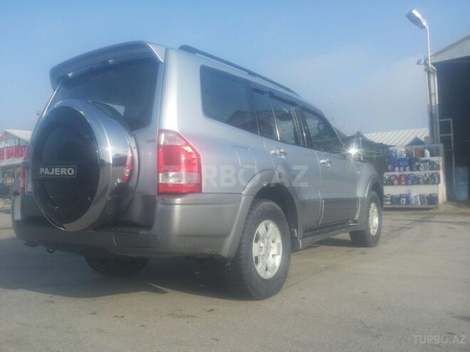Mitsubishi Pajero 2004, 159,000 km - 3.0 l - Şabran
