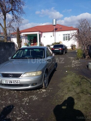 Opel Vectra 1999, 275,300 km - 1.8 l - Zaqatala