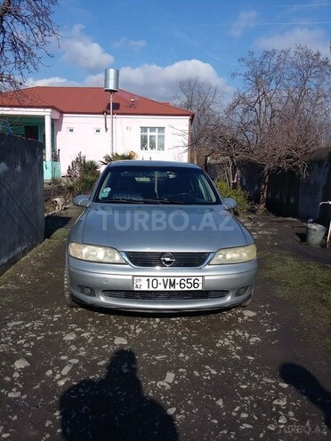 Opel Vectra 1999, 275,300 km - 1.8 l - Zaqatala