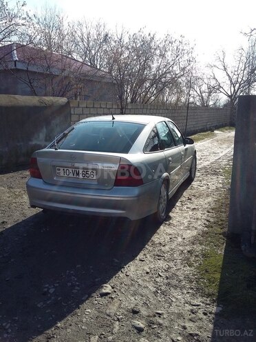 Opel Vectra 1999, 275,300 km - 1.8 l - Zaqatala