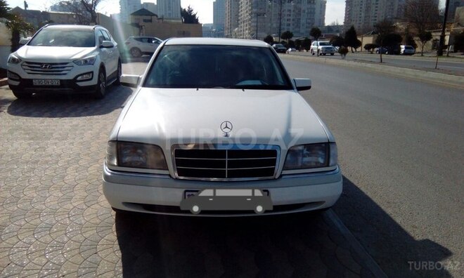 Mercedes C 180 1995, 247,000 km - 1.8 l - Bakı