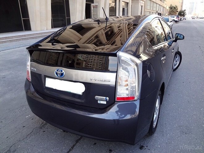 Toyota Prius 2013, 65,000 km - 1.8 l - Bakı
