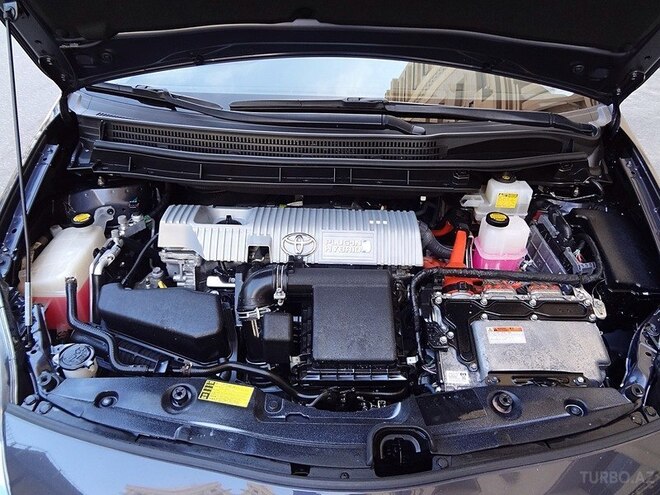Toyota Prius 2013, 65,000 km - 1.8 l - Bakı