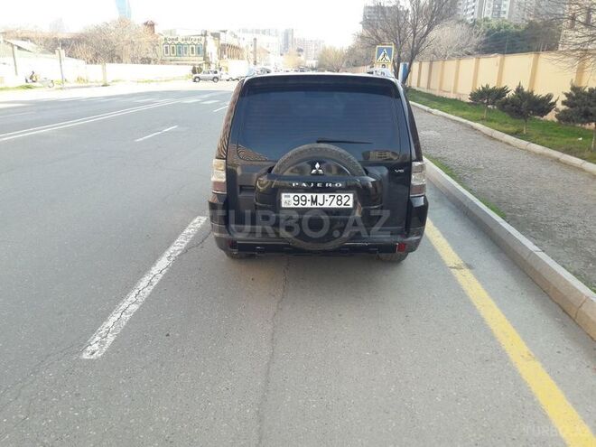 Mitsubishi Pajero 2008, 130,000 km - 3.0 л - Sumqayıt