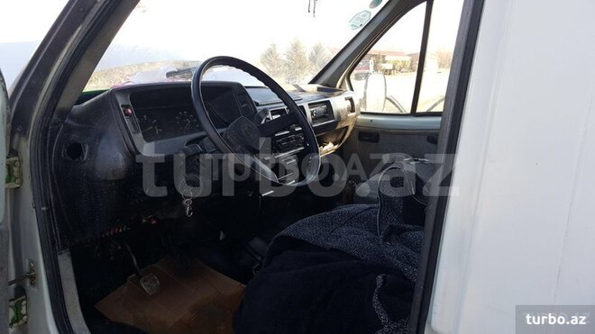 GAZ 330202-740 1999, 25,000 km - 0.3 l - Salyan