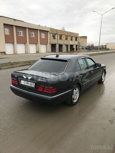 Mercedes E 230 1995, 250,000 km - 2.3 l - Sumqayıt