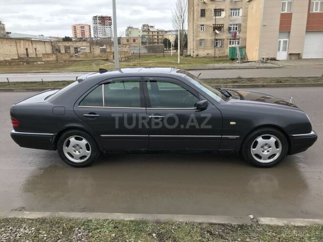 Mercedes E 230 1995, 250,000 km - 2.3 l - Sumqayıt