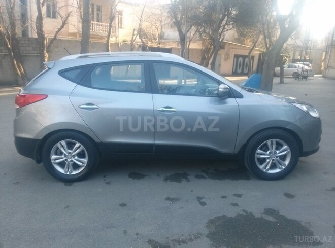 Hyundai ix35 2011, 104,000 km - 2.0 l - Bakı