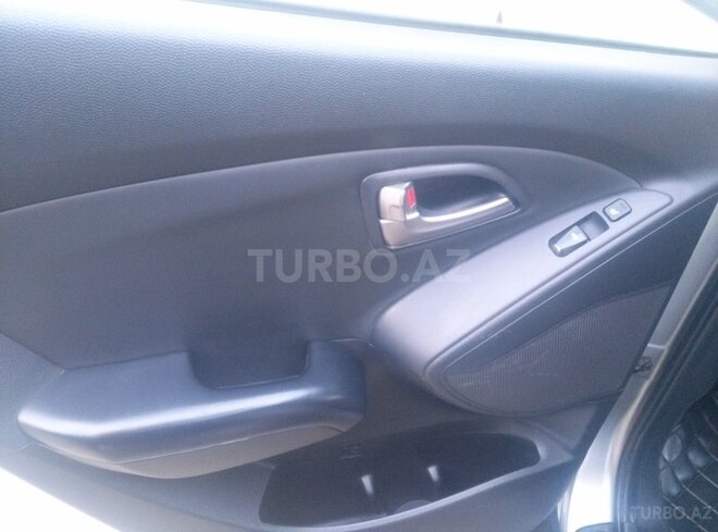 Hyundai ix35 2011, 104,000 km - 2.0 l - Bakı