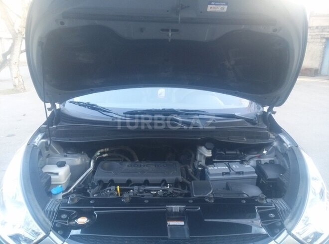 Hyundai ix35 2011, 104,000 km - 2.0 l - Bakı