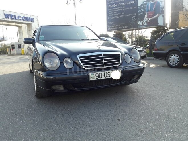 Mercedes E 220 2000, 272,000 km - 2.2 l - Bakı