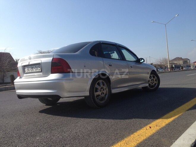 Opel Vectra 1999, 253,000 km - 2.5 l - Sumqayıt