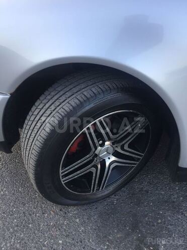 Mercedes E 220 1999, 238,123 km - 2.2 l - Bakı