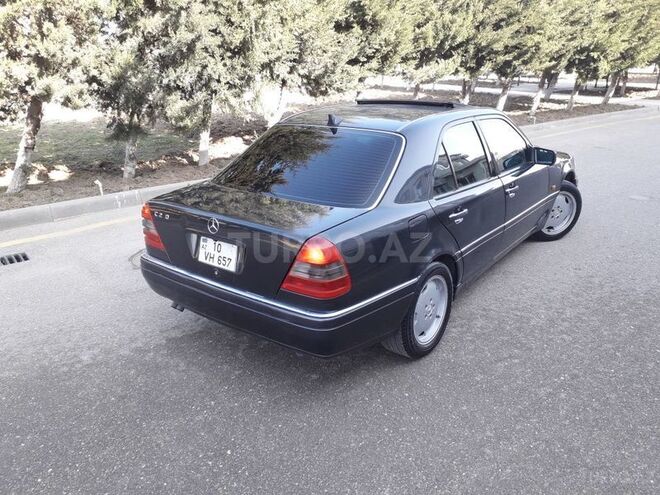 Mercedes C 280 1995, 299,900 km - 2.8 л - Sumqayıt