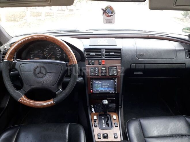 Mercedes C 280 1995, 299,900 km - 2.8 л - Sumqayıt