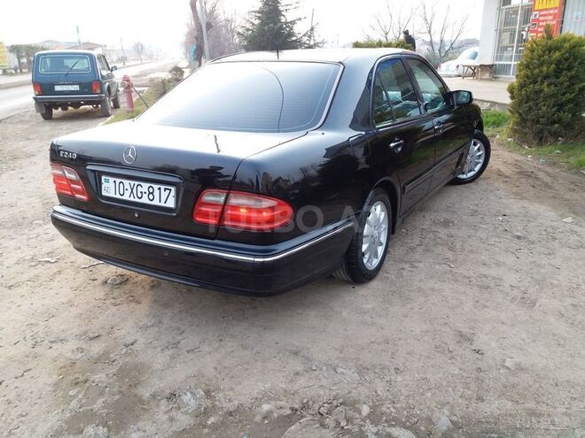Mercedes E 240 2001, 243,000 km - 2.6 l - Bakı