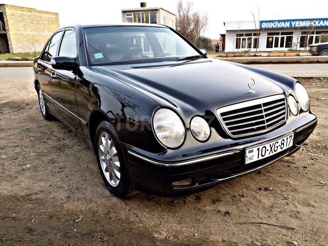 Mercedes E 240 2001, 243,000 km - 2.6 l - Bakı
