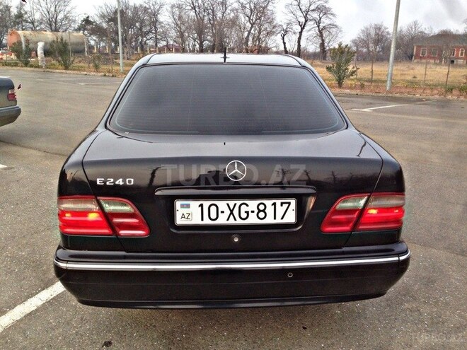 Mercedes E 240 2001, 243,000 km - 2.6 l - Bakı