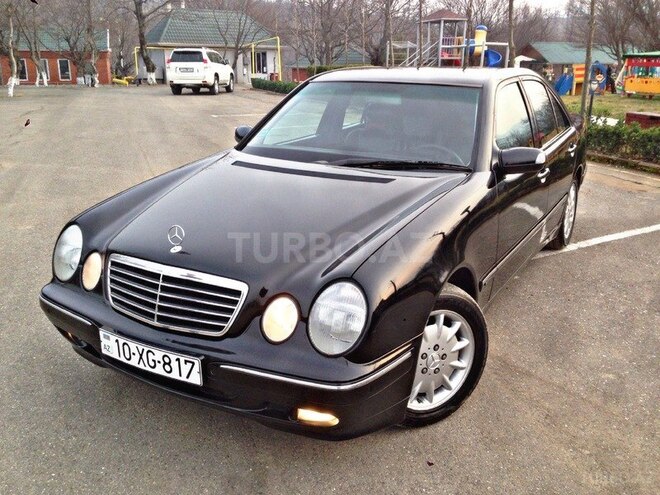 Mercedes E 240 2001, 243,000 km - 2.6 l - Bakı