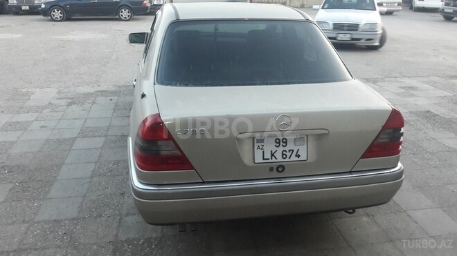 Mercedes  1997, 297,000 km - 2.3 л - Bakı