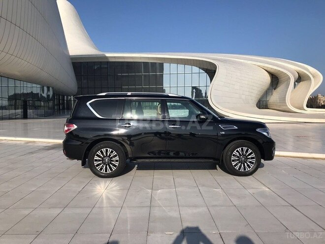 Nissan Patrol 2013, 100,000 km - 5.6 л - Bakı