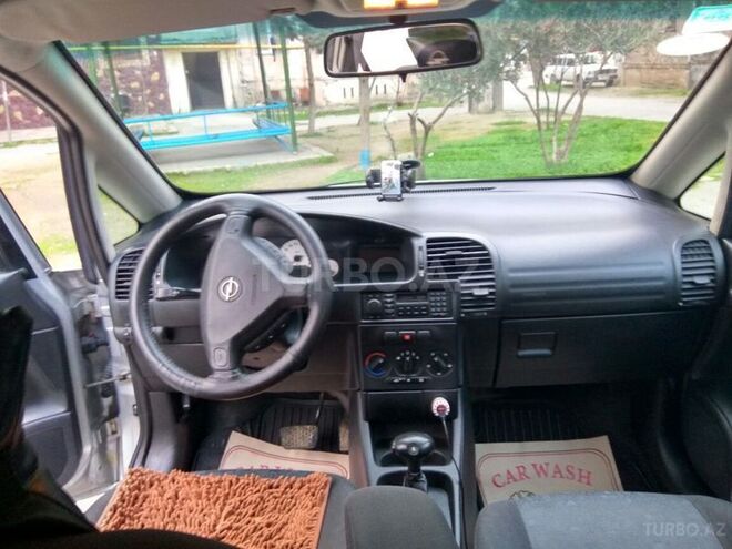 Opel Zafira 2000, 156,000 km - 1.8 l - Bakı