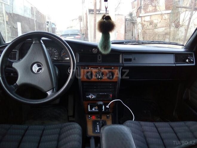 Mercedes 190 1992, 257,000 km - 2.0 л - Bakı