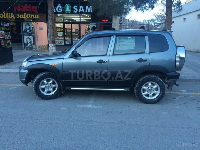 Chevrolet Niva 2005, 176,146 km - 1.7 l - Sumqayıt