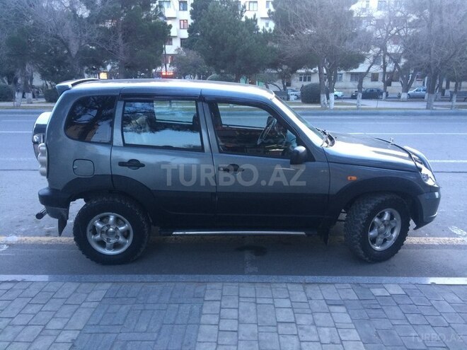 Chevrolet Niva 2005, 176,146 km - 1.7 l - Sumqayıt