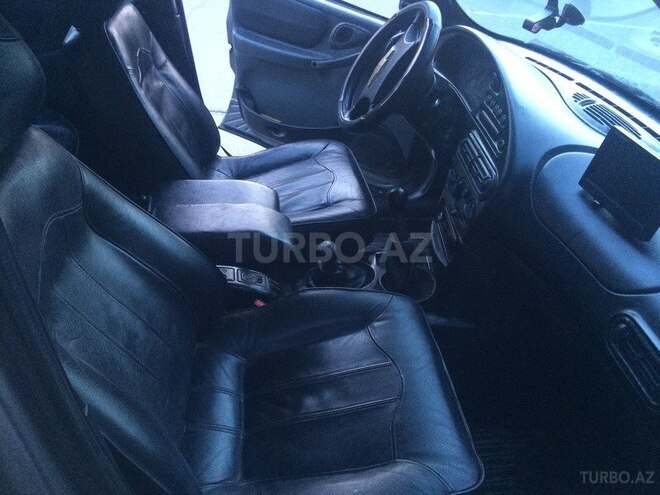 Chevrolet Niva 2005, 176,146 km - 1.7 l - Sumqayıt